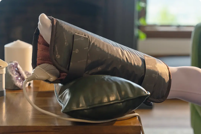 Ankles & feet heating mat for pain relief